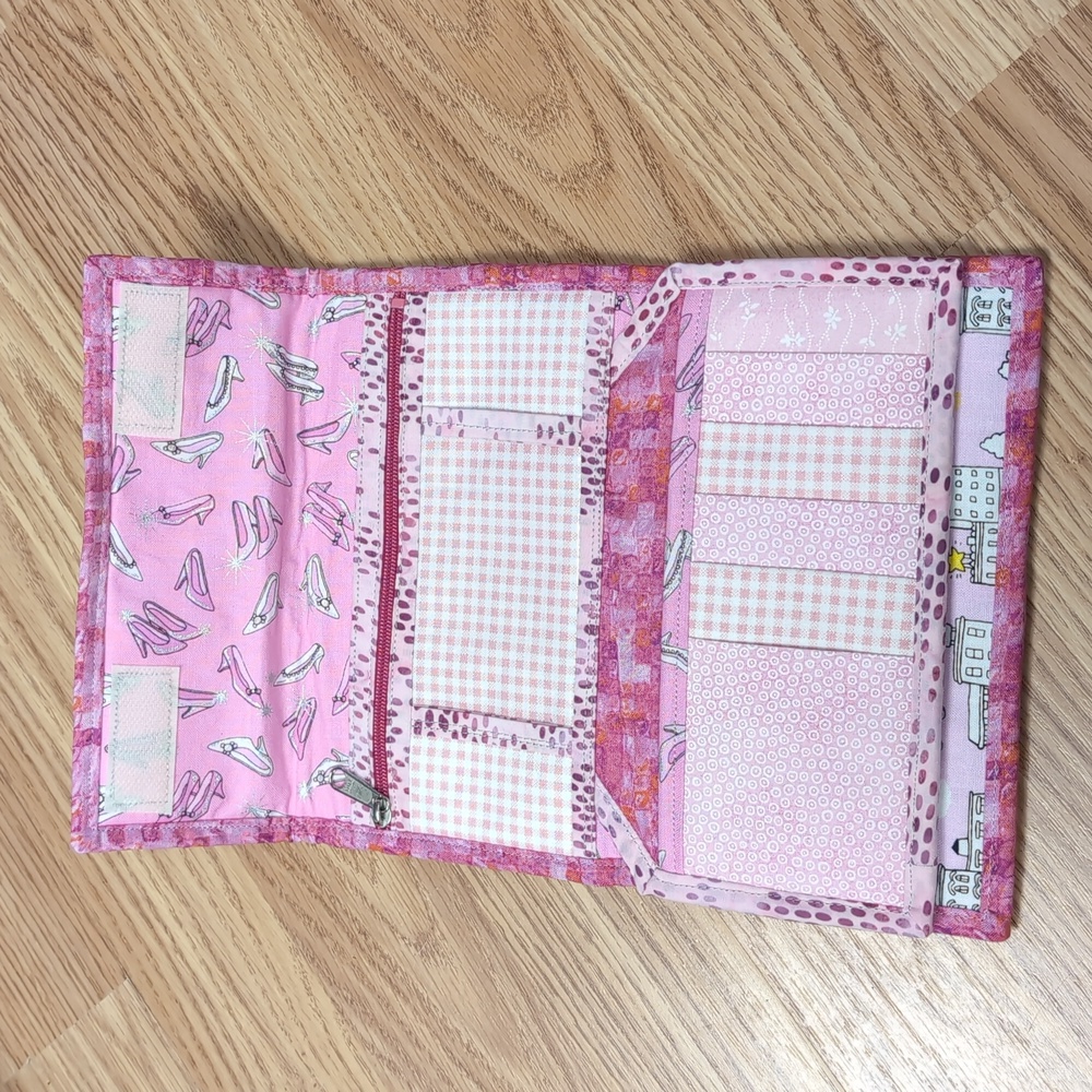 Wallet - Picture 3 of 9